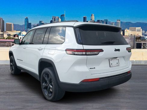 New 2025 Jeep Grand Cherokee L Altitude image 5
