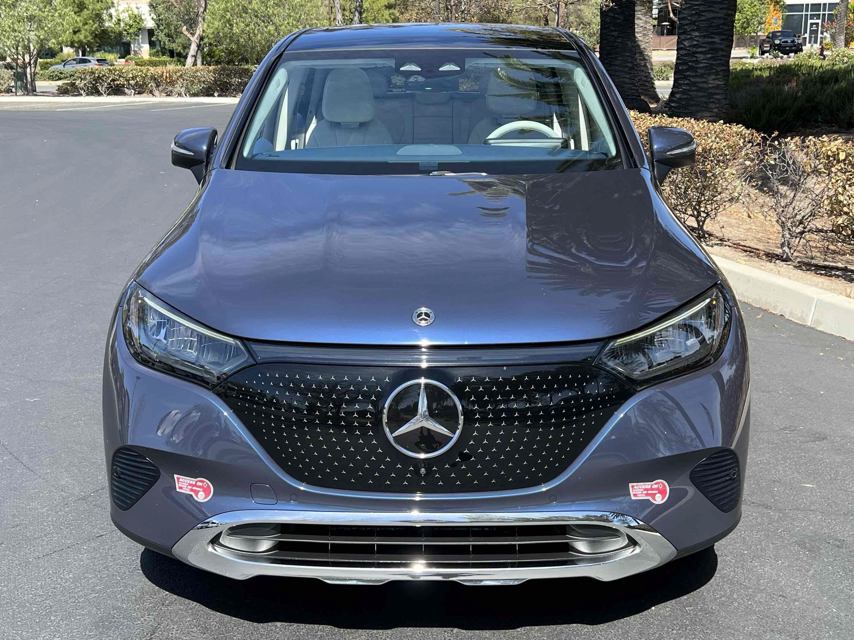 Used 2023 Mercedes-Benz EQE 350+ SUV w/ Exclusive Trim Package image 18