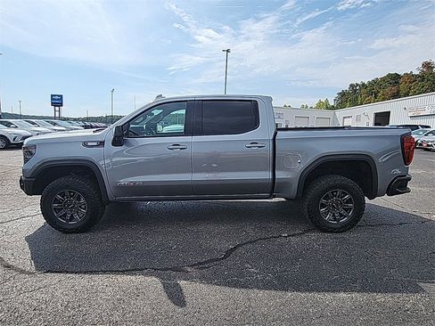 Certified 2025 GMC Sierra 1500 AT4X image 5