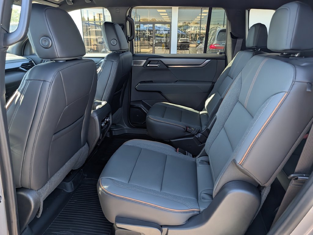 New 2027 GMC Acadia AT4 w/ AT4 Reserve Package AWD/4WD image 26