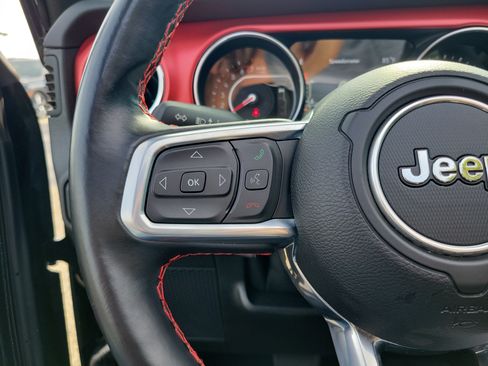 Used 2021 Jeep Wrangler Unlimited Rubicon AWD/4WD image 22