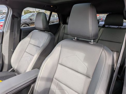 Used 2025 BMW X2 xDrive28i image 15