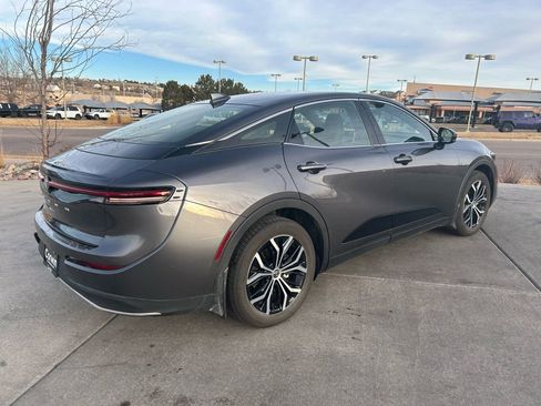 Used 2024 Toyota Crown image 8