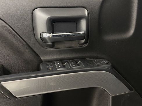 Used 2016 Chevrolet Silverado 1500 LT w/ Midnight Edition image 11