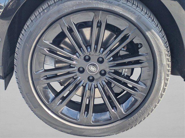 Used 2023 Land Rover Range Rover SE AWD/4WD image 27