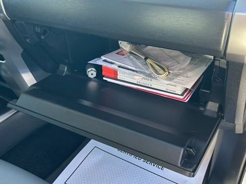 Used 2022 Toyota 4Runner SR5 Premium image 51