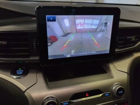 Certified 2021 Ford Explorer XLT image 19