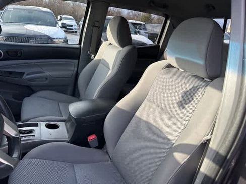 Used 2015 Toyota Tacoma 4x4 Double Cab image 3