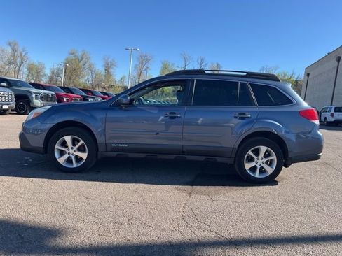 Used 2013 Subaru Outback 2.5i Limited w/ Moonroof Pkg image 2