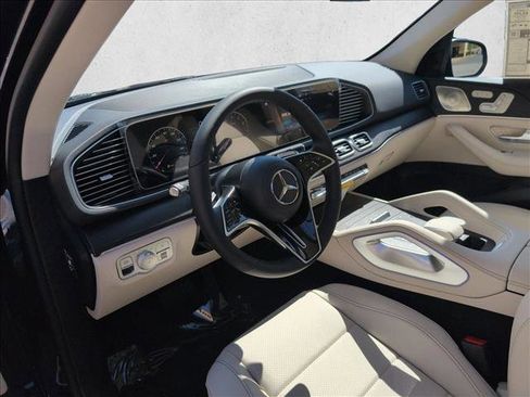 New 2026 Mercedes-Benz GLE 450 4MATIC image 3