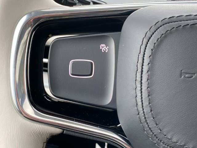 New 2026 Lincoln Navigator Reserve AWD/4WD image 16