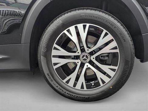 New 2026 Mercedes-Benz GLB 250 image 10