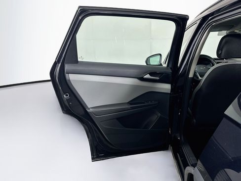 Used 2024 Volkswagen Taos S FWD image 25