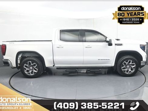 Used 2023 GMC Sierra 1500 SLE AWD/4WD image 2
