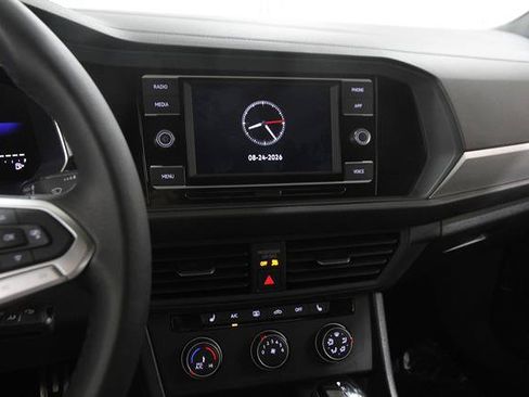 Used 2024 Volkswagen Jetta Sport FWD image 9