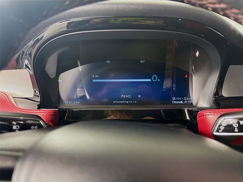 Used 2025 Lincoln Corsair Grand Touring w/ Towing Package image 4