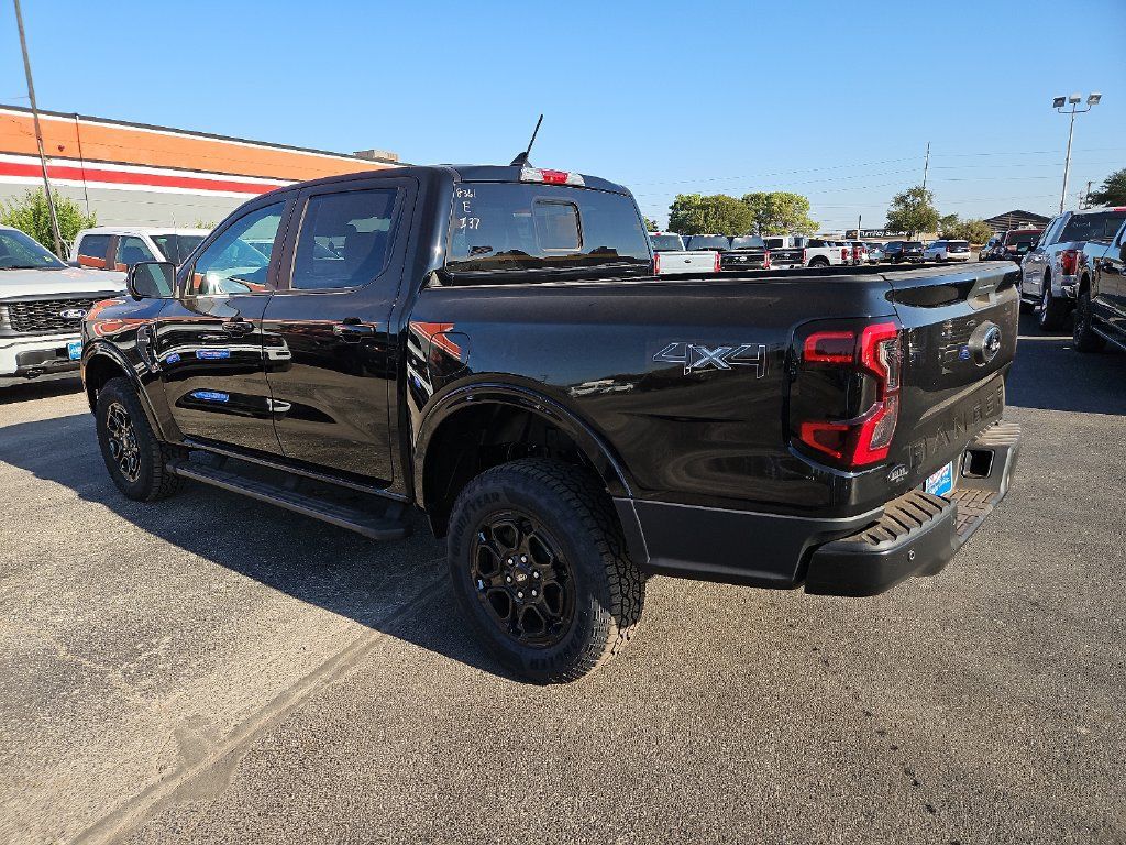 New 2026 Ford Ranger Lariat w/ Black Appearance Package AWD/4WD image 8
