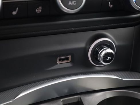 New 2025 Alfa Romeo Stelvio Sprint image 19