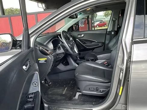 Used 2018 Hyundai Santa Fe Sport FWD image 3