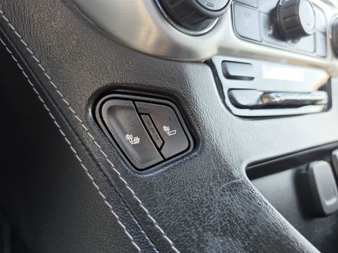 Used 2019 GMC Yukon SLT AWD/4WD image 30