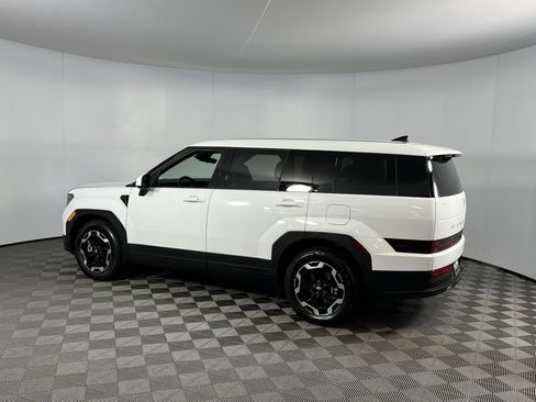 Used 2025 Hyundai Santa Fe SE image 7