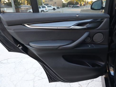 Used 2018 BMW X5 xDrive35i w/ M Sport Package image 15