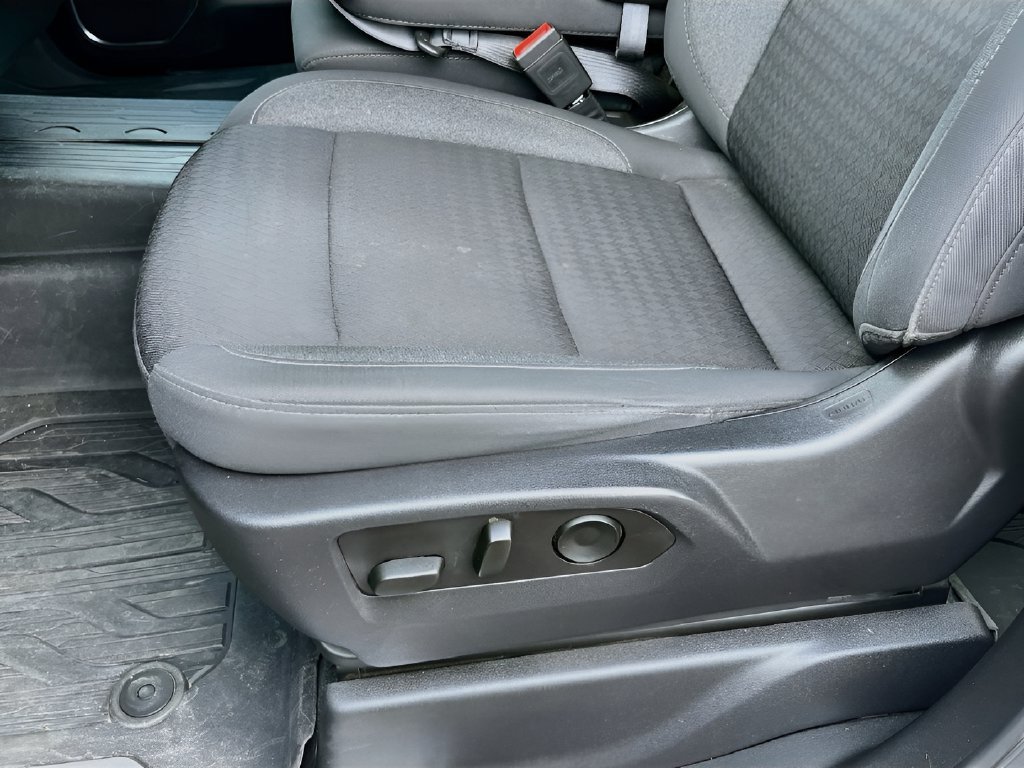 Used 2023 GMC Sierra 1500 SLE AWD/4WD image 18