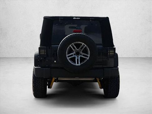 Used 2018 Jeep Wrangler Unlimited Sport S AWD/4WD image 7
