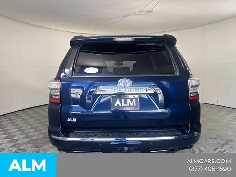 Used 2017 Toyota 4Runner Limited AWD/4WD image 8