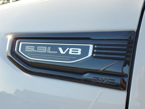 New 2025 GMC Sierra 1500 Elevation w/ Preferred Package image 5