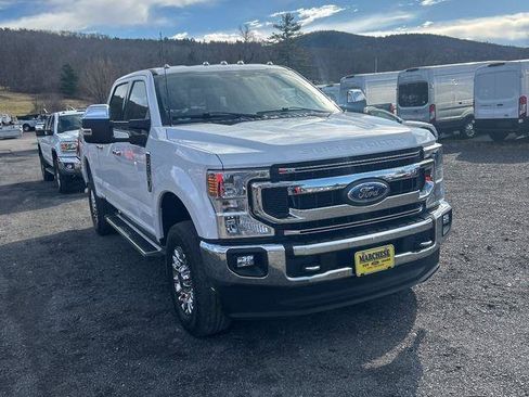 Used 2022 Ford F250 XLT w/ XLT Premium Package image 6