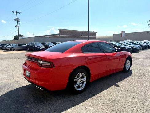 Used 2021 Dodge Charger SXT w/ Leather Interior Group image 6