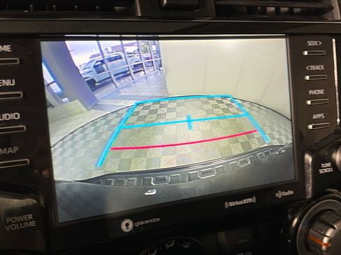 Used 2020 Toyota 4Runner TRD Off-Road Premium w/ Moonroof Package AWD/4WD image 20