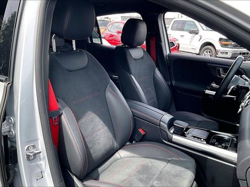 Used 2023 Mercedes-Benz GLA 35 AMG 4MATIC image 27