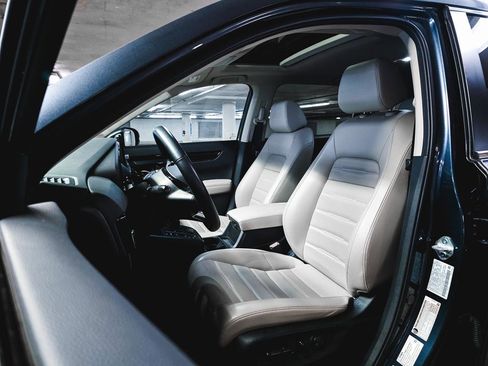 Used 2023 Honda CR-V EX-L image 16