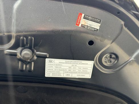 Used 2021 Kia Forte LXS FWD image 61