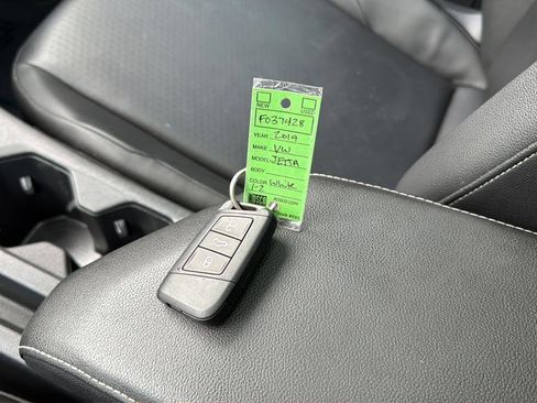 Used 2019 Volkswagen Jetta SEL FWD image 51