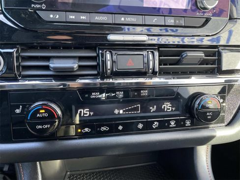 Used 2024 Nissan Pathfinder Rock Creek image 28