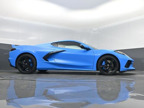 Used 2023 Chevrolet Corvette Stingray w/ Z51 Performance Package image 45