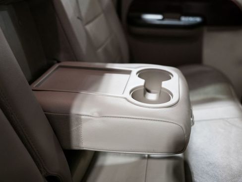 Used 2005 Ford F350 4x4 Crew Cab DRW Super Duty image 30