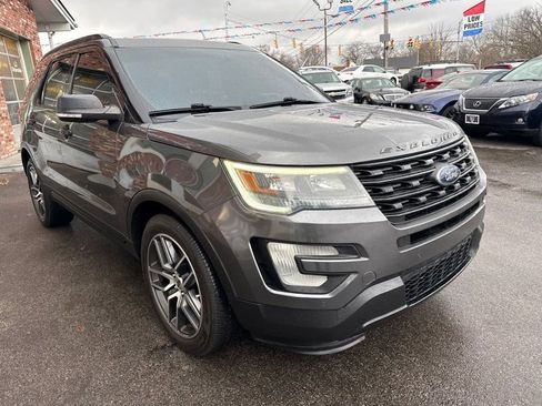 Used 2016 Ford Explorer Sport image 3