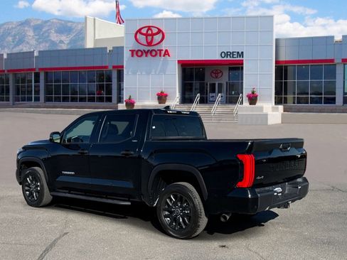 Used 2024 Toyota Tundra SR5 w/ SR5 Convenience Package AWD/4WD image 5