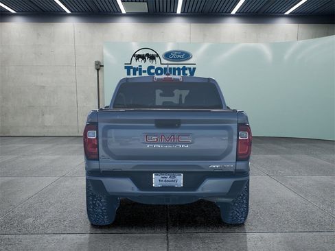 Used 2024 GMC Canyon AT4X image 5