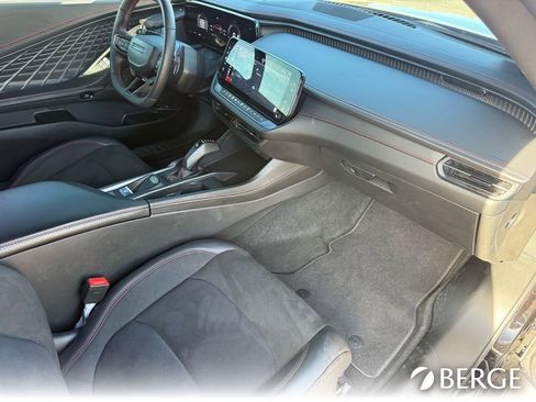 Used 2025 Dodge Charger R/T Scat Pack w/ Track Pack image 29