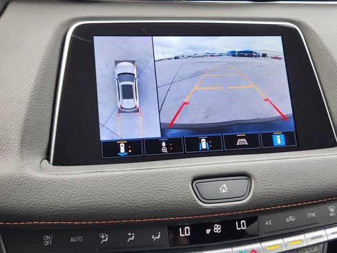 Certified 2023 Cadillac XT4 Sport w/ LPO, Onyx Lite Package FWD image 7