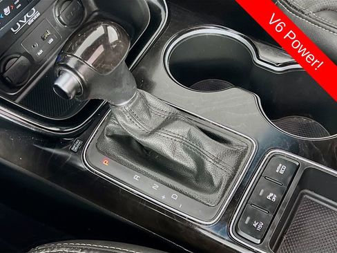 Used 2015 Kia Sorento SX image 17