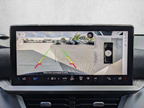 Used 2025 Ford Explorer ST image 14