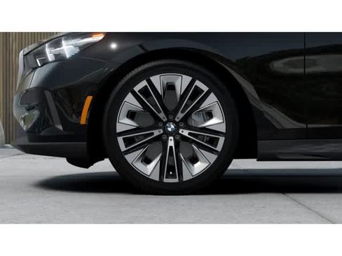 New 2026 BMW 540i xDrive w/ Premium Package AWD/4WD image 7