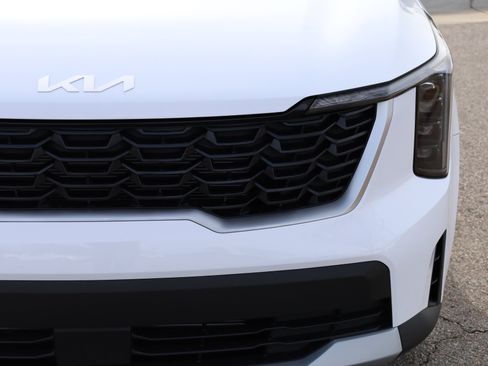 New 2026 Kia Sorento LX image 21