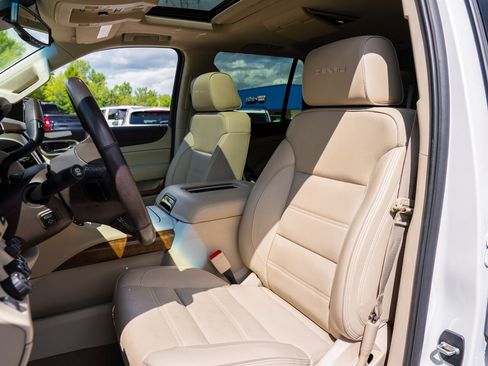 Used 2020 GMC Yukon Denali w/ Denali Ultimate Package image 19